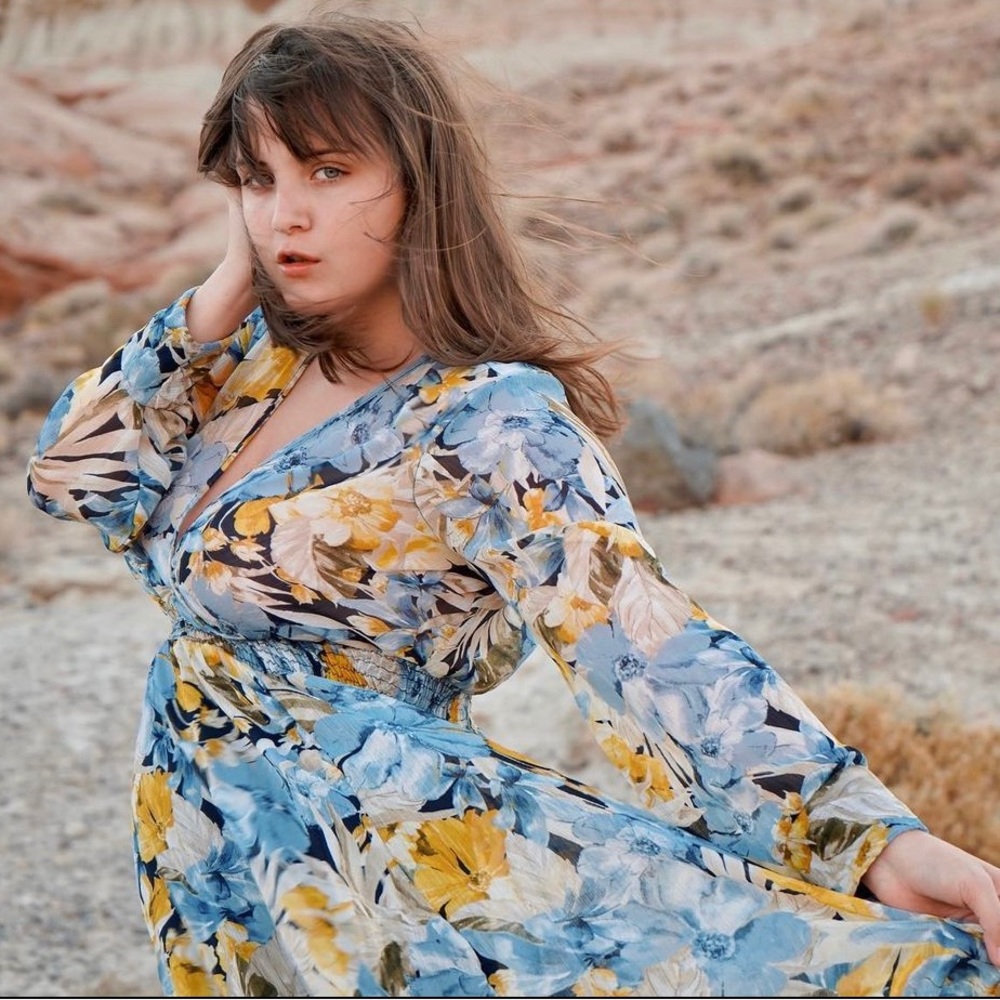 Kate and Lily Floral Long Sleeve Dress Size 8